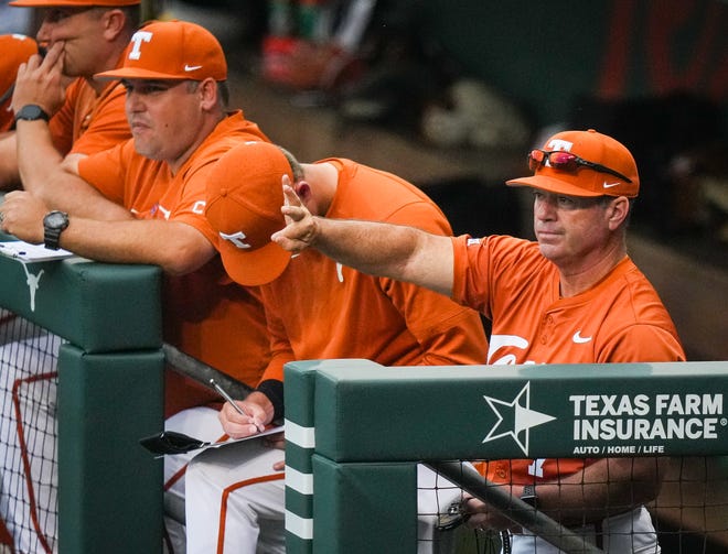 Texas Longhorns Assistant Coach Steve Rodriguez coaches from the dugout in the second inning of the Longhorns' game against the UT Arlington Mavericks at UFCU Disch-Falk Field, Tuesday, April 23, 2024. Rodriguez is acting head coach while David Pierce is suspended.